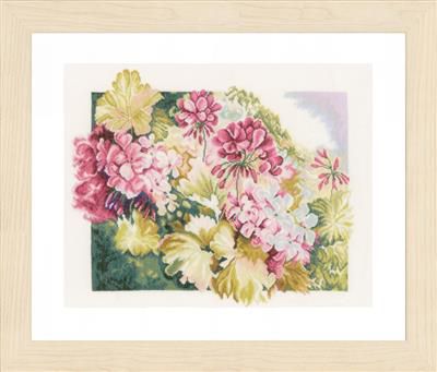 PN-0164073 Набор для вышивания LANARTE "Geraniums"